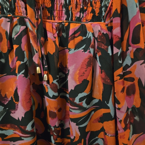 Entro Vibrant Patterned Top - Picture 8 of 11